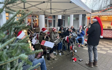 Musik beim Weihnachtsmarkt Bad Waldliesborn