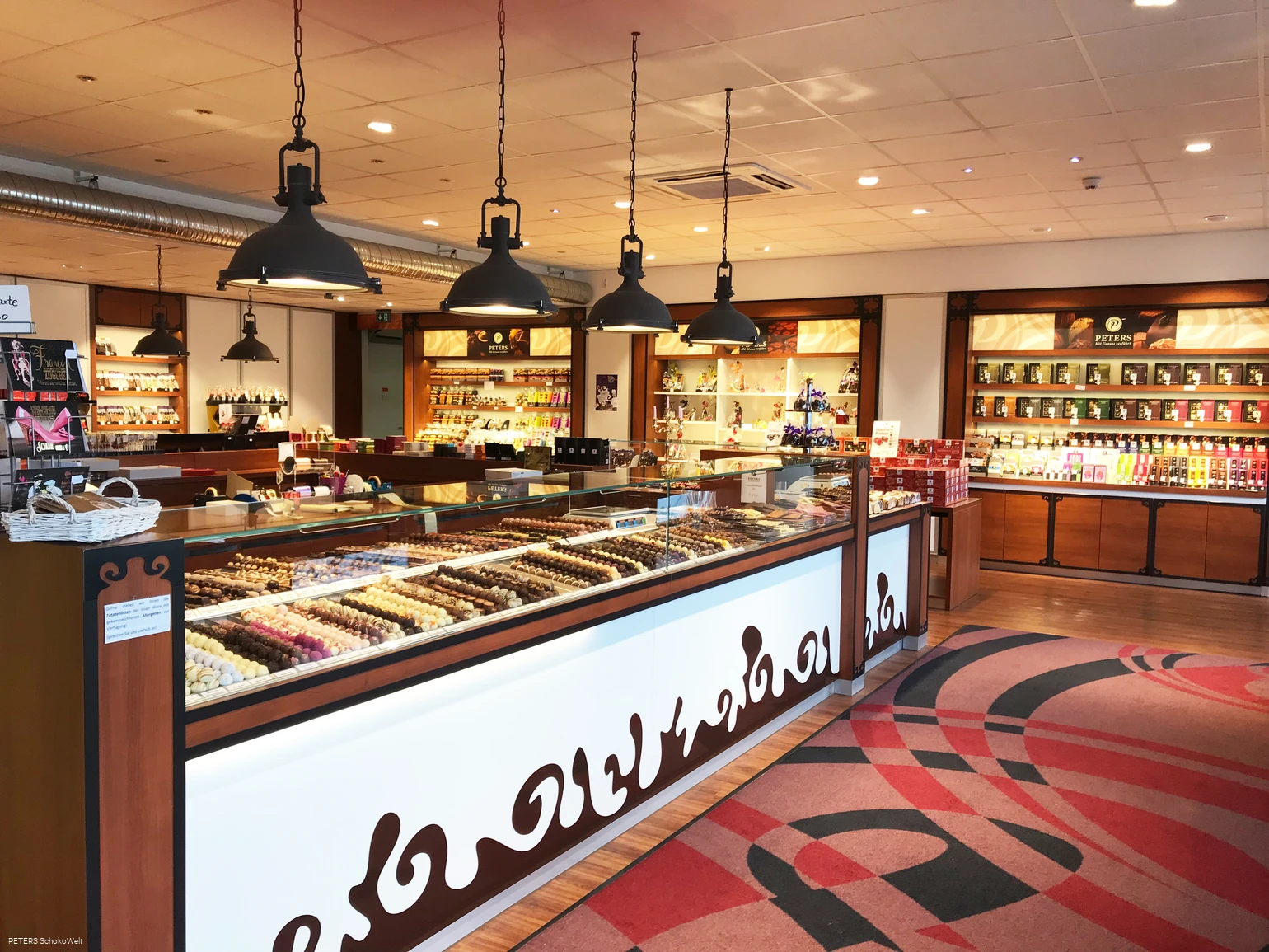 Pralinen Shop in der PETERS SchokoWelt