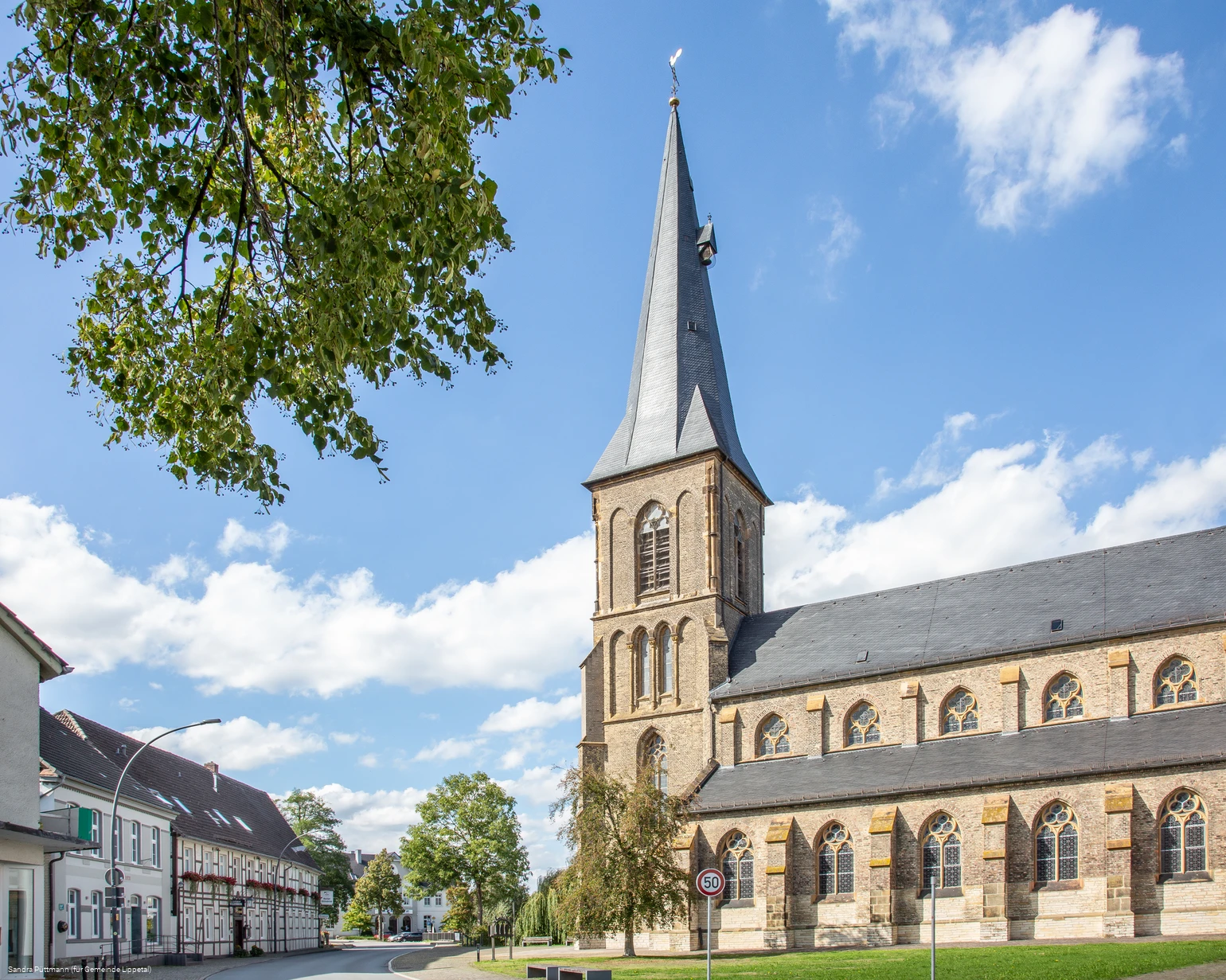 LIPPETAL - Kirche Lippborg